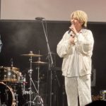 【ライブレポート】日韓ミックスのネオシンガーソングライター・SG、メディアショーケースでメジャーデビュー曲「Palette」を初披露！DJ GINTA(Repezen Foxx)も祝福！