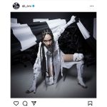 女王蜂・アヴちゃん、ニューシングル「01」ジャケットの純白衣装＆ブレイズヘアがカッコよすぎる！