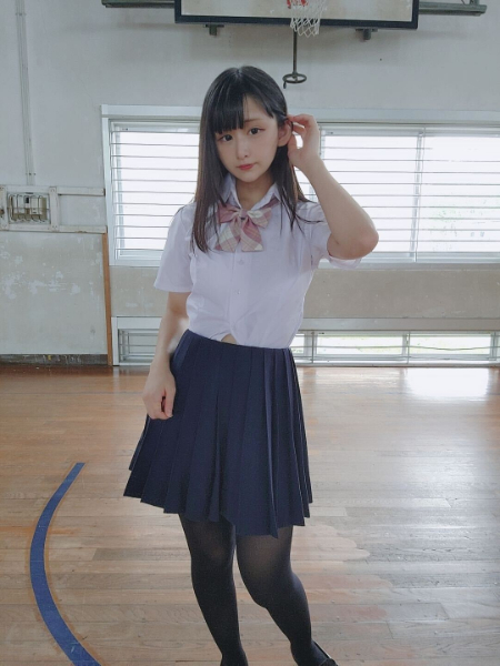 制服×小さめビキニ！陽咲りゆ、えちえちすぎる「これがこう」SHOTにファン悶絶！