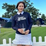 「半端ない魅力」藤澤響花、ゴルフ場でのミニスカSHOTで健康的な美太ももに釘付け！