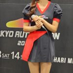 A-class・佐々木美乃里、可愛すぎる赤×黒ミニスカワンピースでトークショー！＜JAPAN MOBILITY SHOW 2023＞