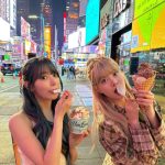顔小さっ！LE SSERAFIM・宮脇咲良、NYの街角でアイスをパクリ「さすがにかわいい」