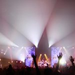 【ライブレポート】THE BAWDIES、パーティーなロックンロールで「サムライソニック」会場を熱狂させる！＜SAMURAI SONIC vol.5＞