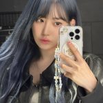 LE SSERAFIM・宮脇咲良、美脚見せ付け＆キレイすぎるナチュラルメイク姿で全世界を釘付けに！