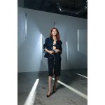 西内まりや、美脚をのぞかせるスリット入りスカートで登場！〈Calvin Klein グローバルイベント in TOKYO〉