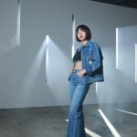 池田エライザ、美しいボディラインにそったデニム姿で登場！〈Calvin Klein グローバルイベント in TOKYO〉