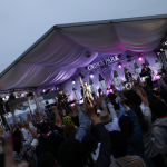 【写真特集】山本彩、圧倒的な存在感で歌声を響かせる！クールな迷彩柄コーデで登場＜UNI9UE PARK’23＞