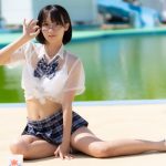 【写真特集】琴吹ゆず(RiNCENT♯)、正統派制服風水着にアンダーリムメガネをアクセントに可愛いが全開！！＜近代麻雀水着祭2023＞