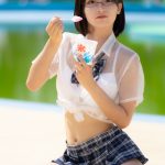 【写真特集】琴吹ゆず(RiNCENT♯)、正統派制服風水着にアンダーリムメガネをアクセントに可愛いが全開！！＜近代麻雀水着祭2023＞