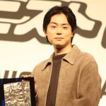 菅田将暉、2年連続で『最もジーンズが似合う男性有名人』に選出！！「物づくりにリスペクトがあります」〈第40回ベストジーニスト2023〉