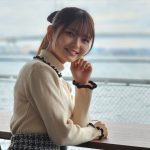 【動画】元AKB48 Team8・福留光帆、絶対領域あらわなミニスカコーデで人生初のインタビュアーに挑戦！〈みなとみらいコレクション 2023〉