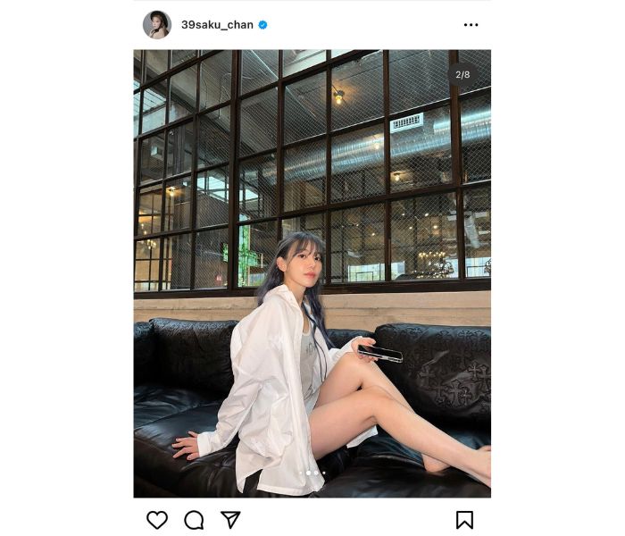宮脇咲良、生足魅せ彼シャツ風ショットに賞賛の嵐！「とんでもねぇ」「女神サマなのよ」