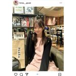 新谷姫加、最近のお気に入りはピンクと黒のコーデ！にっこり笑顔とピースサインが可愛すぎる！