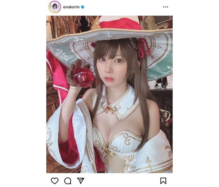 えなこ、美肌感じる魔女コスチュームに絶賛の嵐！「国宝級の美しさ」