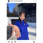 タレント＆モデル・本田望結、青いロングコート姿でスケートリンクに登場！可憐な滑りで観客魅了