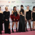 STREET WOMAN FIGHTER 2、カッコ良すぎるミニスカドレスで登場！＜2023 MAMA AWARDS＞