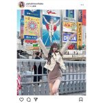 トゥラブ・山広美保子、手足の長さ際立つ「グリコポーズ」で大阪・道頓堀に登場！