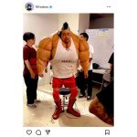 King Gnu・井口理がムキムキマッチョマンに！？ CM撮影時のオフショットに爆笑の渦