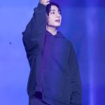 BTS/JUNG KOOK、ファンショーケースで『GOLDEN』全曲ステージを披露！