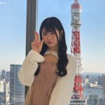 麻布台ヒルズ開業直前にJams Collection（ジャムズ）・一宮彩夏が可愛すぎる白×ピンクのワンピースでイチ早く登場！
