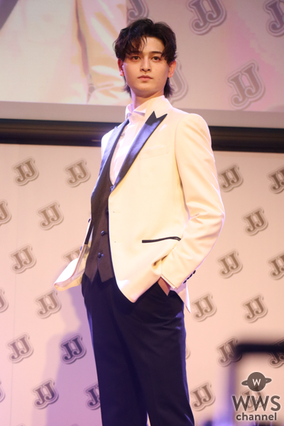 【写真特集】王子様すぎる「#国民的彼氏」グランプリKan・toshi・狩野朝友海がスーツ姿で登場！＜JJモデルオーディション2023＞
