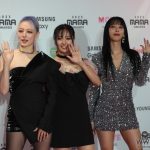 STREET WOMAN FIGHTER 2、カッコ良すぎるミニスカドレスで登場！＜2023 MAMA AWARDS＞