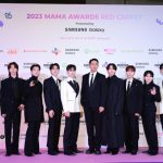 SEVENTEEN、ブラック＆ホワイトの美スタイル際立つ衣装で登場！＜2023 MAMA AWARDS＞