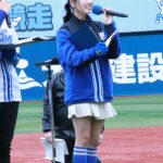＝LOVE・瀧脇笙古、絶対領域が美しいミニスカ衣装でゲストMCとして出演！天使すぎる笑顔で会場の来場客たちを魅了＜横浜DeNAベイスターズ ファンフェスティバル2023＞