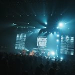 【ライブレポート】家入レオ、敏感な感情に熱をガツンと描き加え歌う姿が、気持ちを嬉しく奮い立てた。＜ARTISTS LEAGUE Presents... MUSIC TRIBE＞