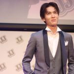 【写真特集】王子様すぎる「#国民的彼氏」グランプリKan・toshi・狩野朝友海がスーツ姿で登場!<JJモデルオーディション2023>