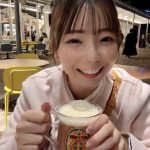 堀江りほ、ビールでほろ酔いデート気分のSHOTを披露！コロコロ変わる笑顔がキュート！