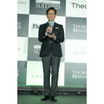栗山英樹、第6回【SUITS OF THE YEAR 2023（スーツ・オブ・イヤー）】を受賞！ポール・スチュアートのブレザーを着用！