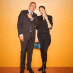 米倉涼子、ブルガリの特別なエメラルドのペンダントとブレスレットを纏って登場！〈ブルガリ セルペンティ 75周年 時代を超えて紡がれる無限のストーリー展〉