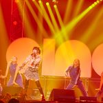 ano、変化自在なライブを繰り広げる！〈バズリズム LIVE 2023〉