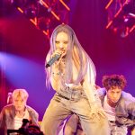 ちゃんみな、セクシーなライブを繰り広げる！〈バズリズム LIVE 2023〉