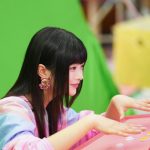 NewJeansが、初めて出会ったイタガムをかんで新しい自分に！メガヒット曲「OMG」起用の新TVCM