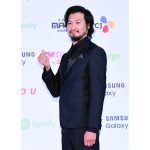 青木崇高、大人の魅力がたまらないダークスーツ姿で登場！＜2023 MAMA AWARDS＞