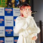 岡田奈々、大阪のクリスマスイベントで点灯式＆スペシャルライブ