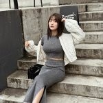 新田さちか、美肌チラ見せで新ヘア報告！「めちゃくちゃ可愛い」とファン歓喜！